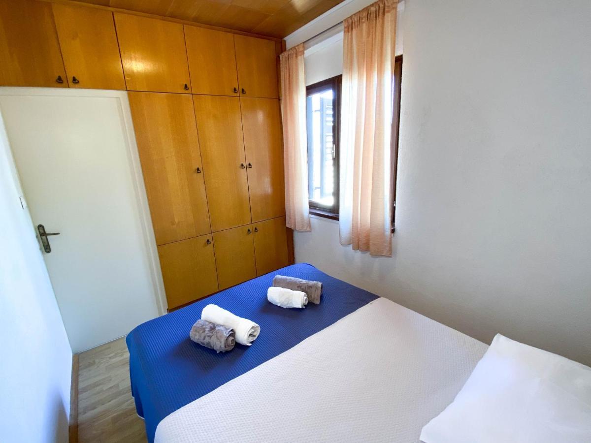 Seaview & Beachfront Apartments Jakov Donji Okrug  Eksteriør billede