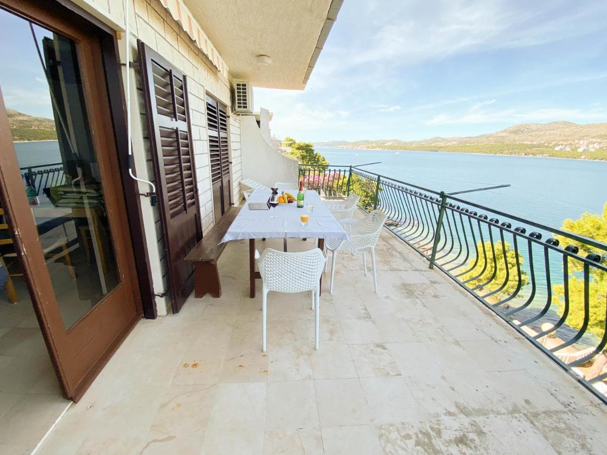 Seaview & Beachfront Apartments Jakov Donji Okrug  Eksteriør billede