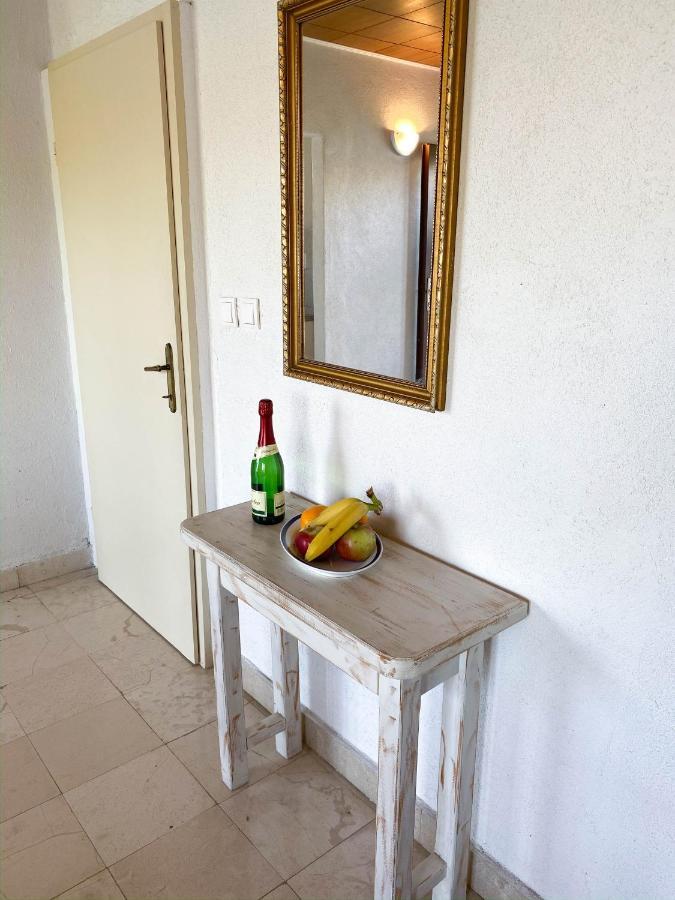 Seaview & Beachfront Apartments Jakov Donji Okrug  Eksteriør billede