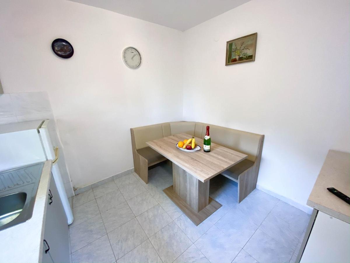 Seaview & Beachfront Apartments Jakov Donji Okrug  Eksteriør billede